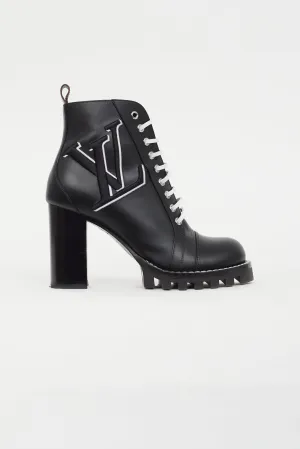 Black Logo Star Trail Leather Boot