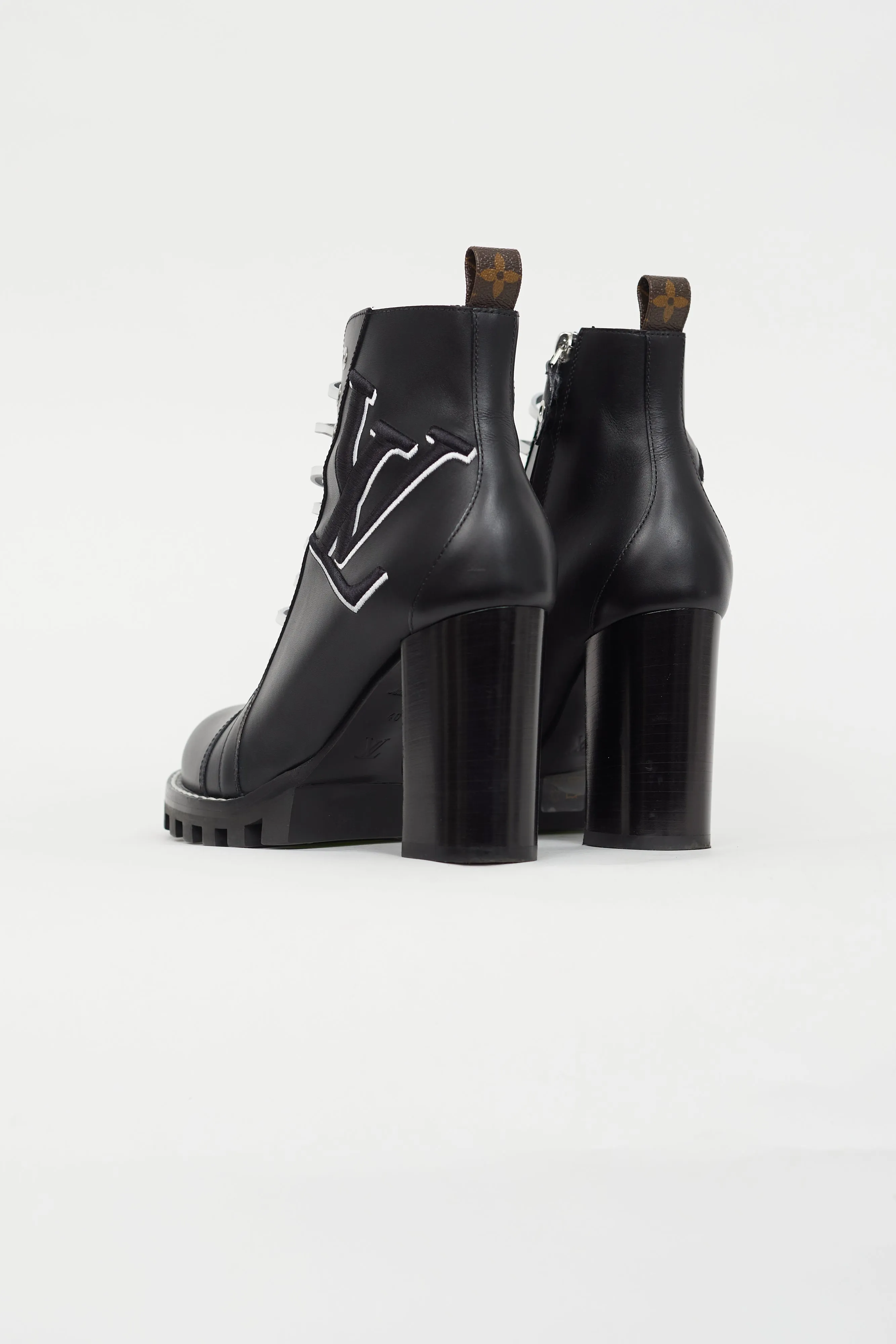 Black Logo Star Trail Leather Boot