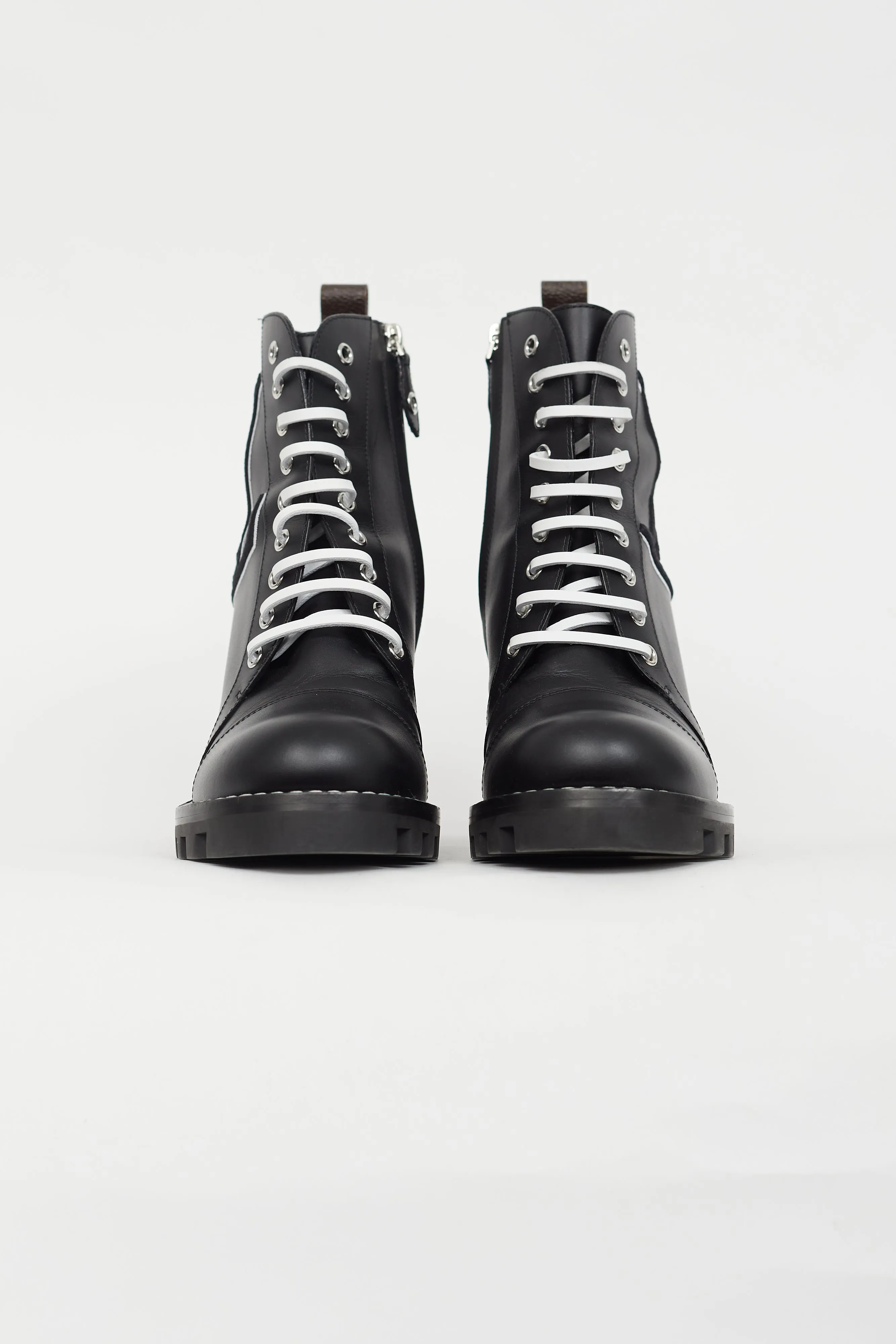 Black Logo Star Trail Leather Boot